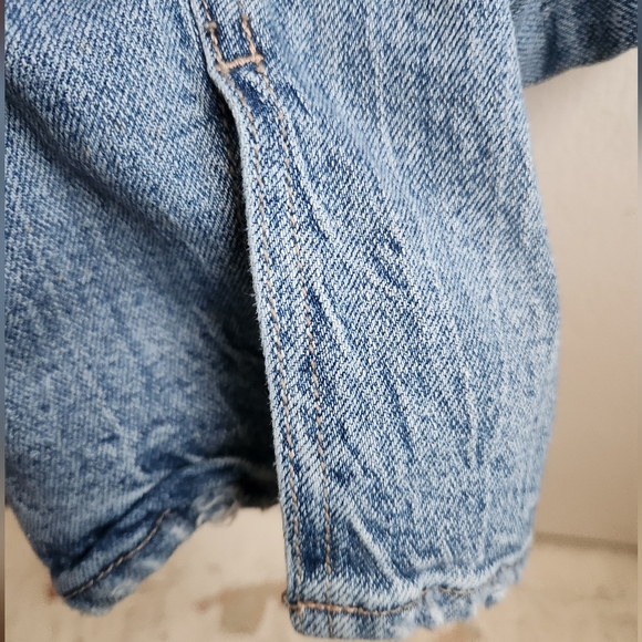 Torrid- High Rise Straight Jeans - Picture 4 of 7